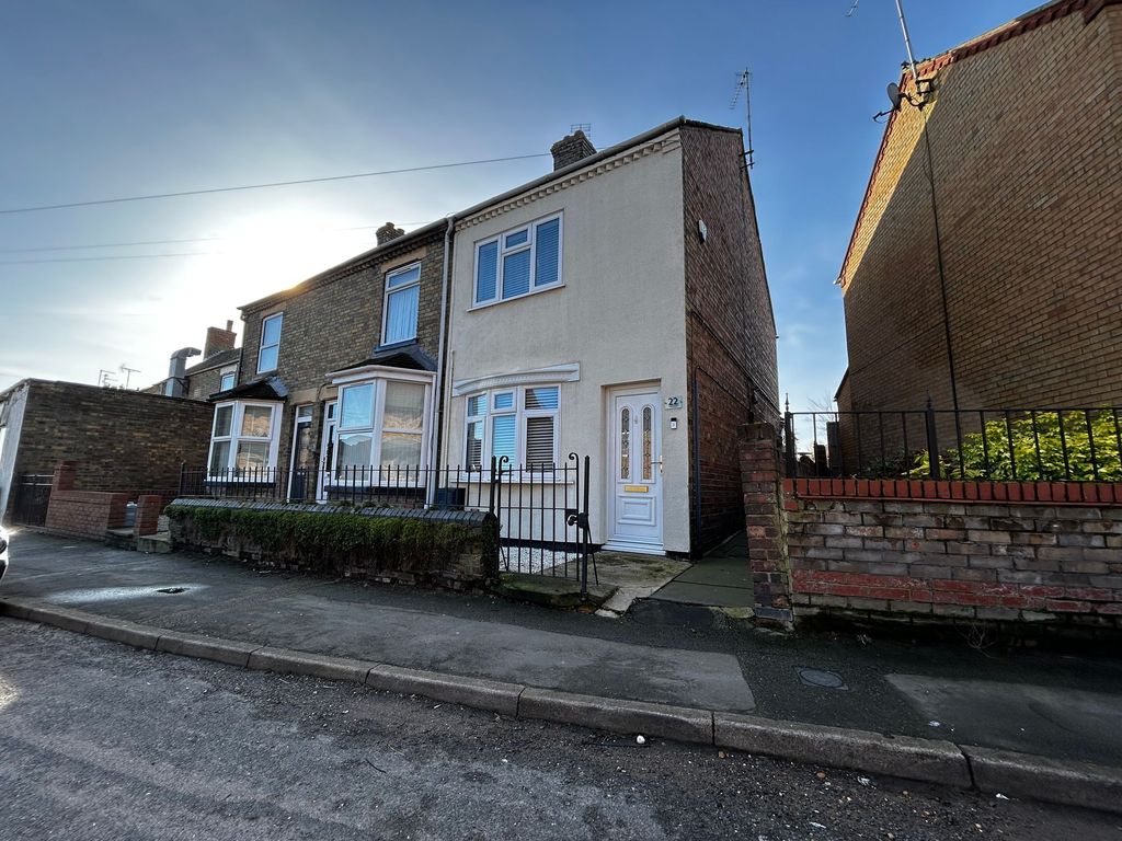 Property photo 1 of 21