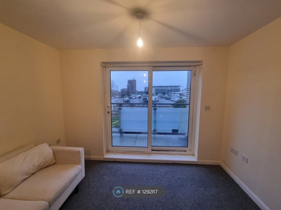 Property photo 2 of 12