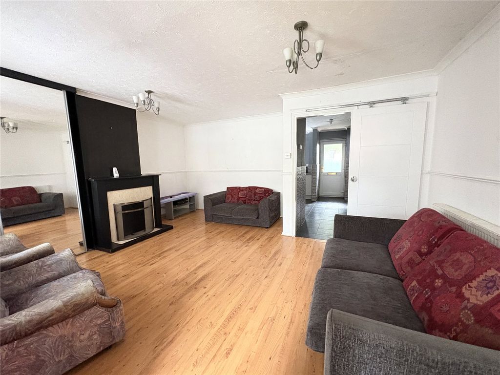 Property photo 2 of 13 Picture No. 22