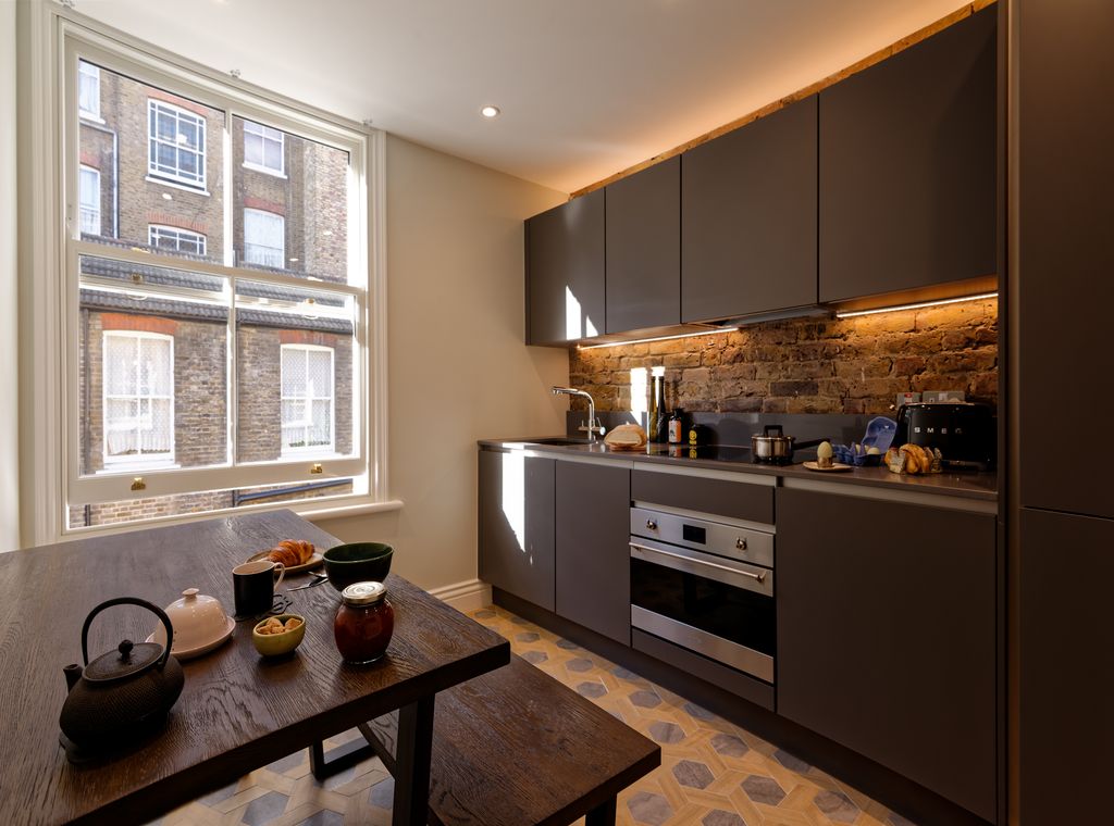 Property photo 2 of 5 Shared Kitchen