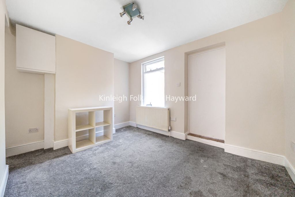 Property photo 2 of 7 710Ffe14-ee93-402F-8