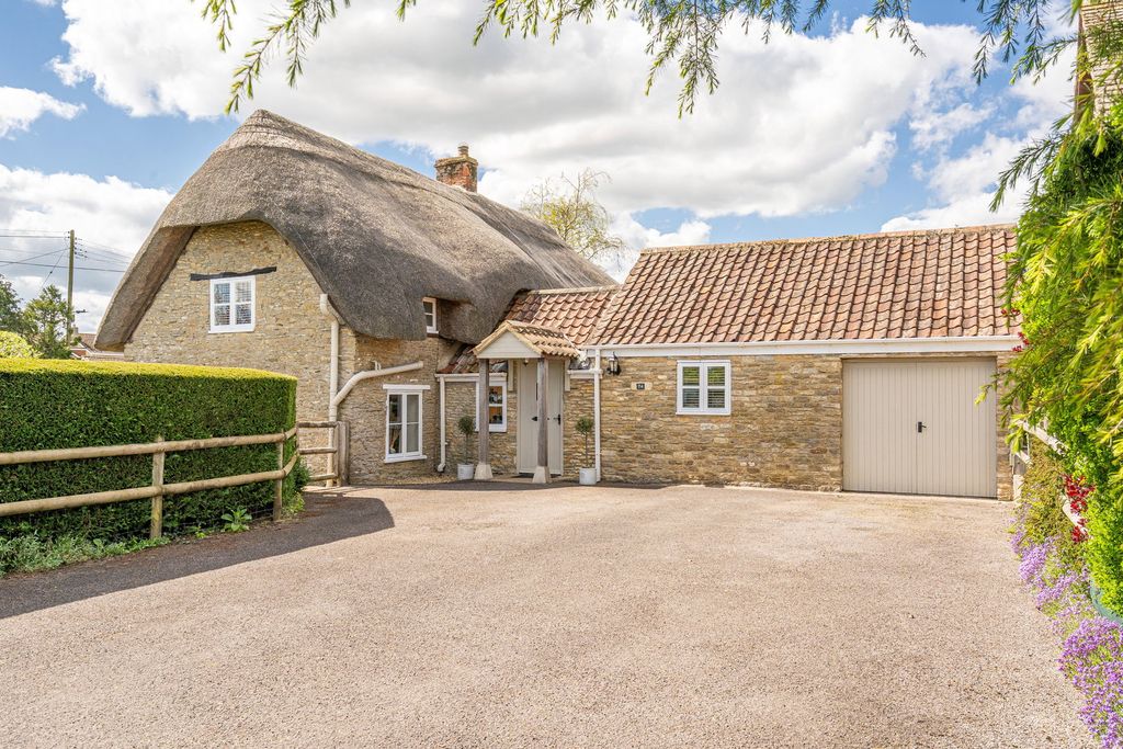 Property photo 1 of 19