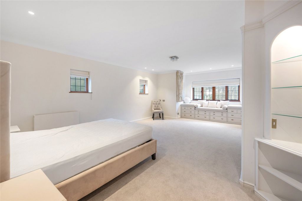 Property photo 3 of 12 Picture No. 05