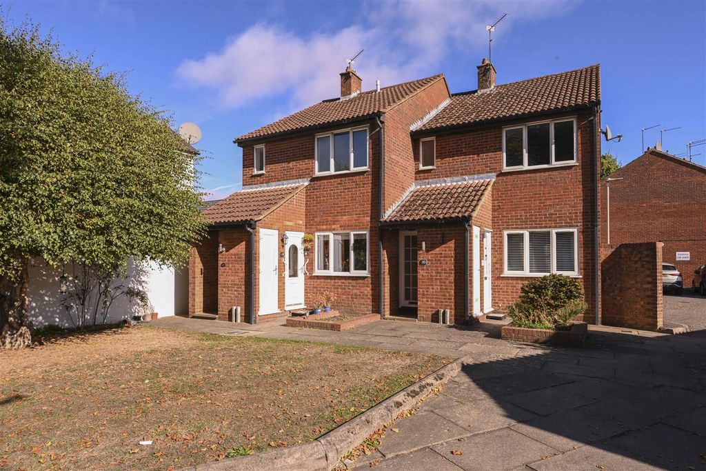 Property photo 1 of 12