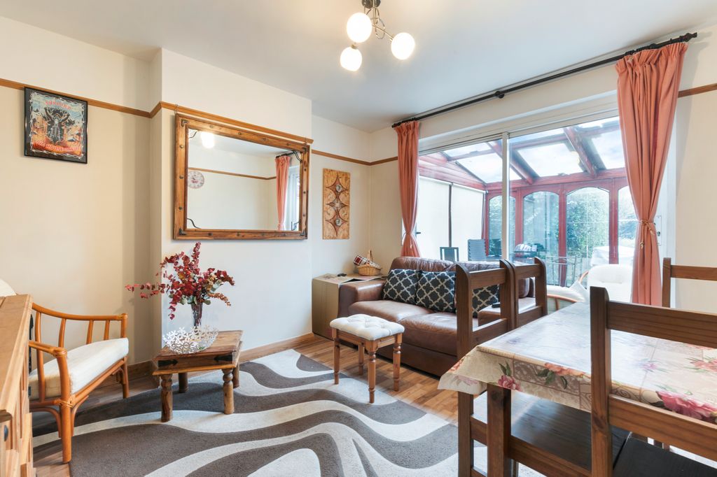 Property photo 2 of 14 Picture No. 13