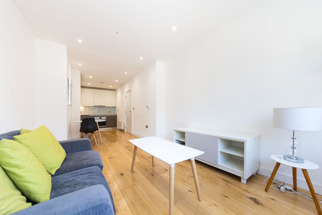 Property photo 2 of 8 Photo 4