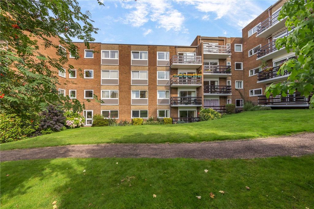 Additional image 12 of 3 bed flat for saleColeridge Court, Harpenden, Hertfordshire AL5