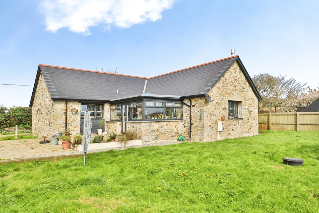 Property photo 2 of 20 Outside