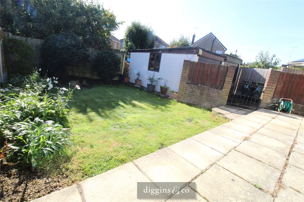 Property photo 3 of 13 Picture No. 10