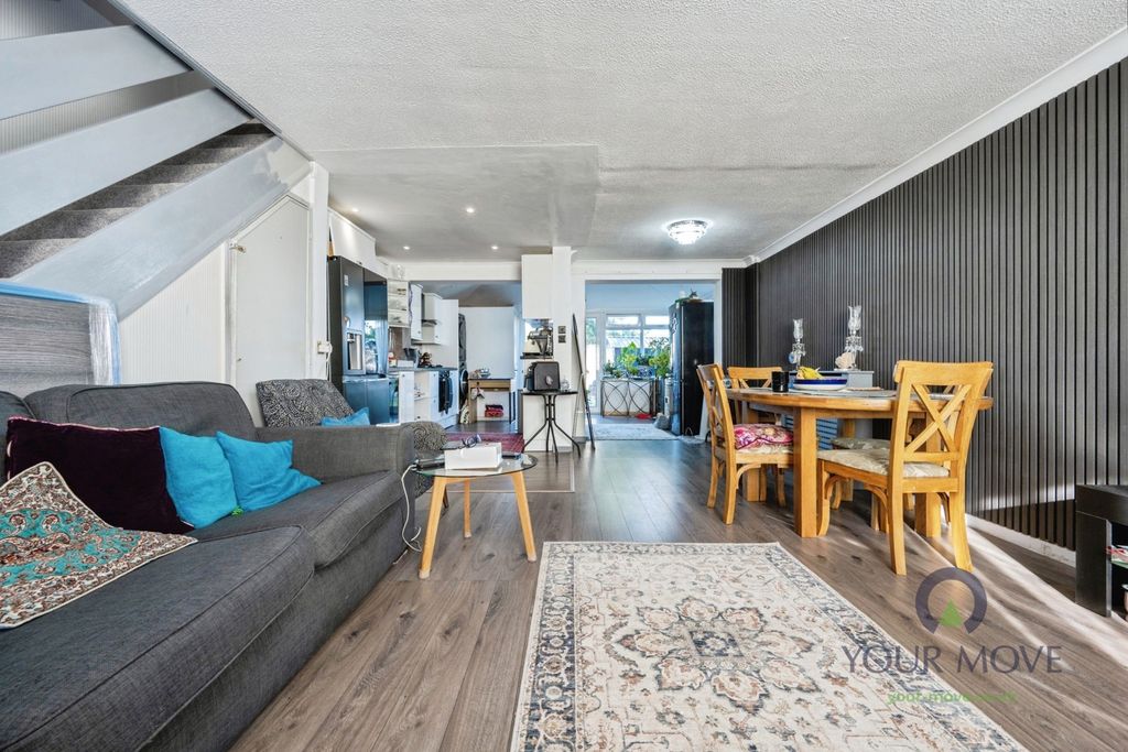 Property photo 2 of 13 Pbox-Img.Jpg