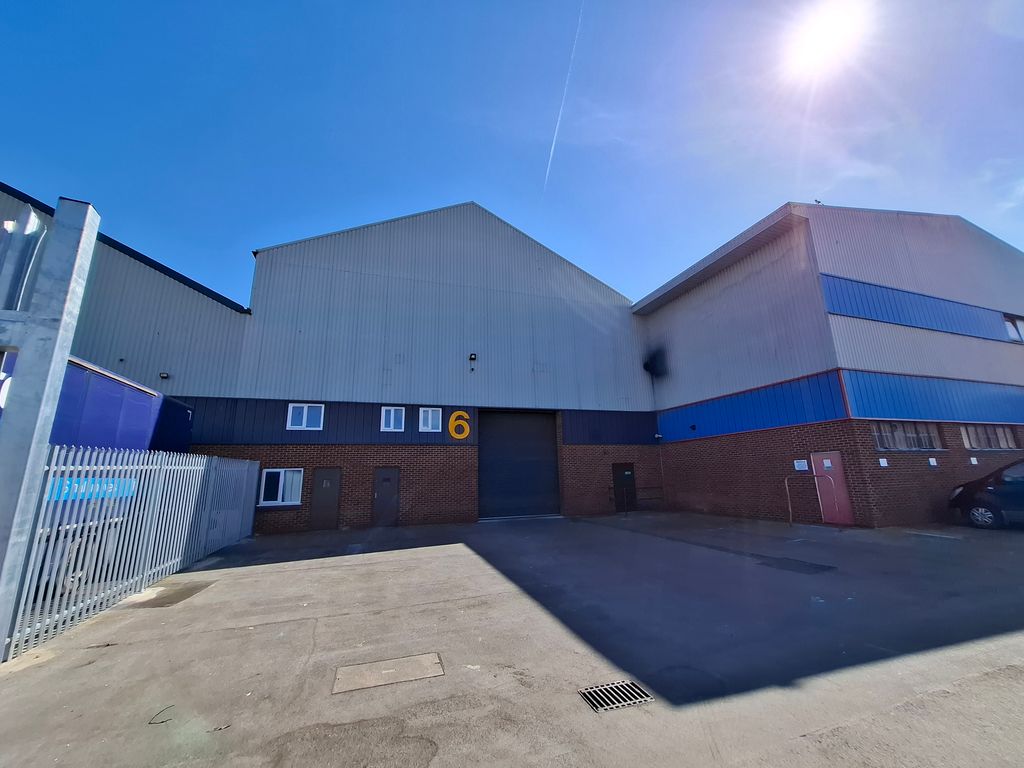 Property photo 3 of 9