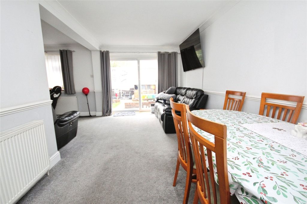 Property photo 3 of 9 Picture No. 08