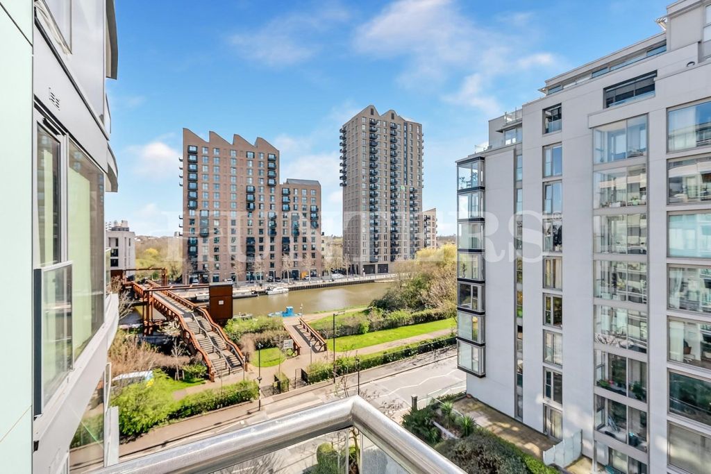 Property photo 2 of 11 Dsc08336.Jpg