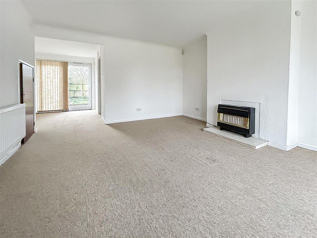 Property photo 2 of 12 22_74752.Jpg