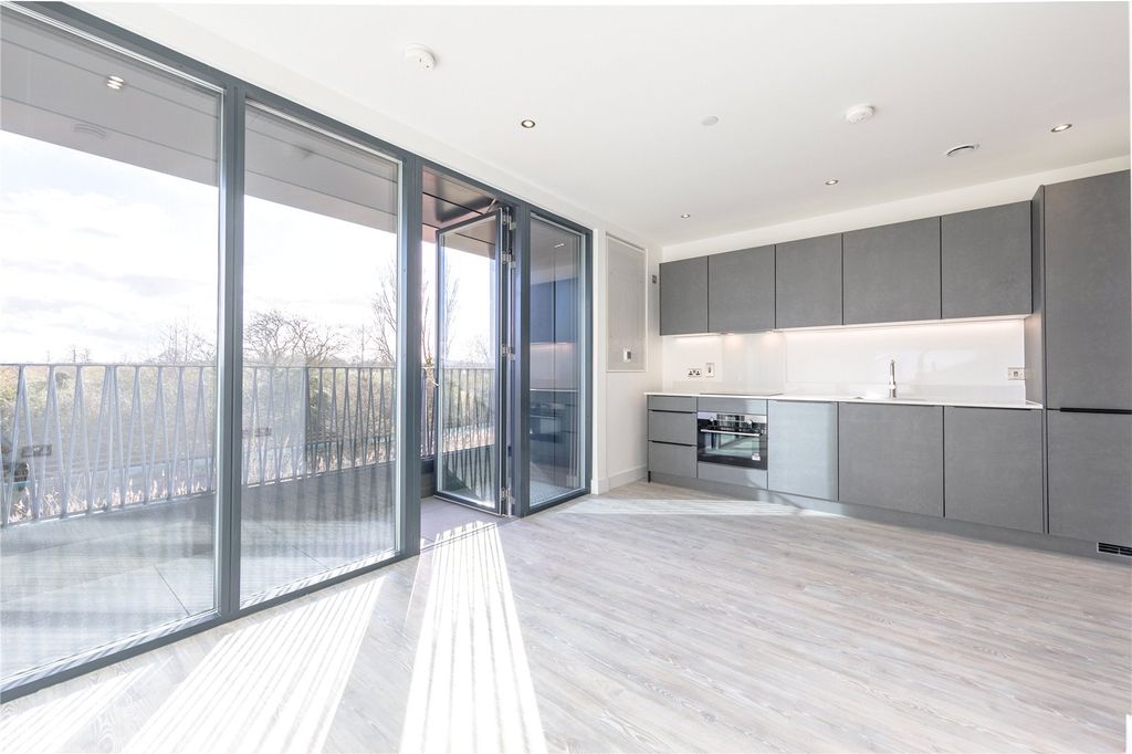 Property photo 3 of 16 Picture No. 34