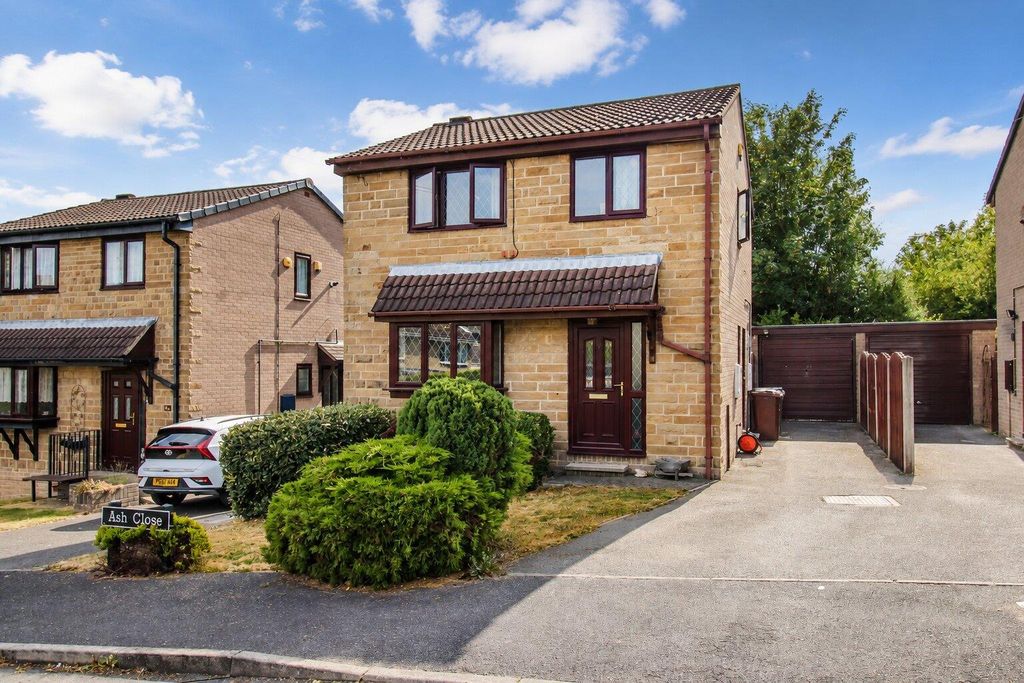 Property photo 1 of 11