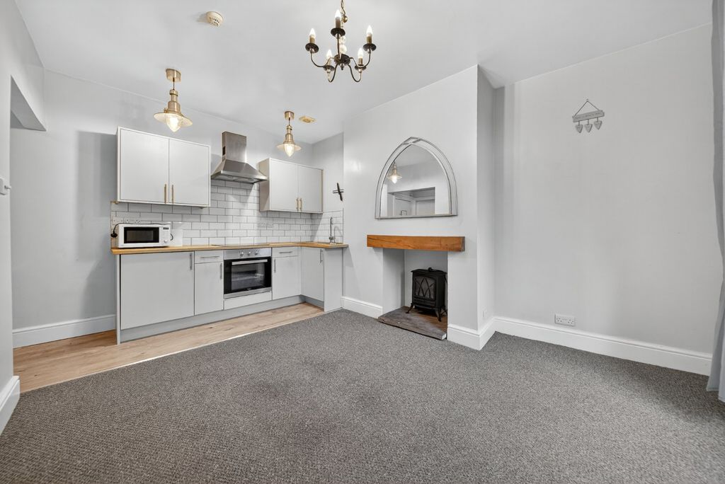 Property photo 3 of 6 Picture 3