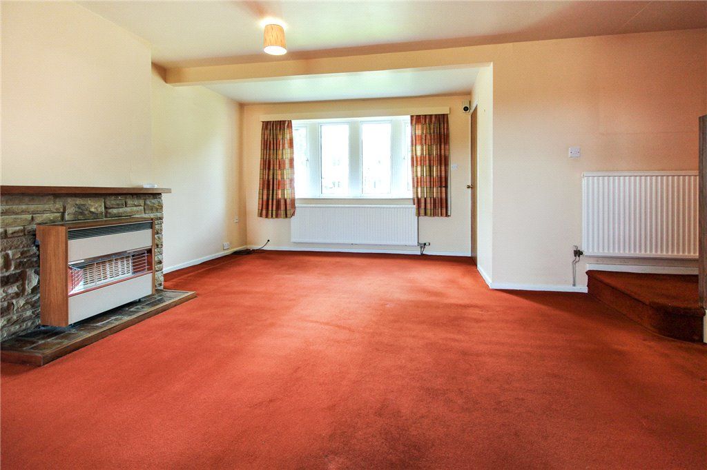 Property photo 2 of 15 Living Area