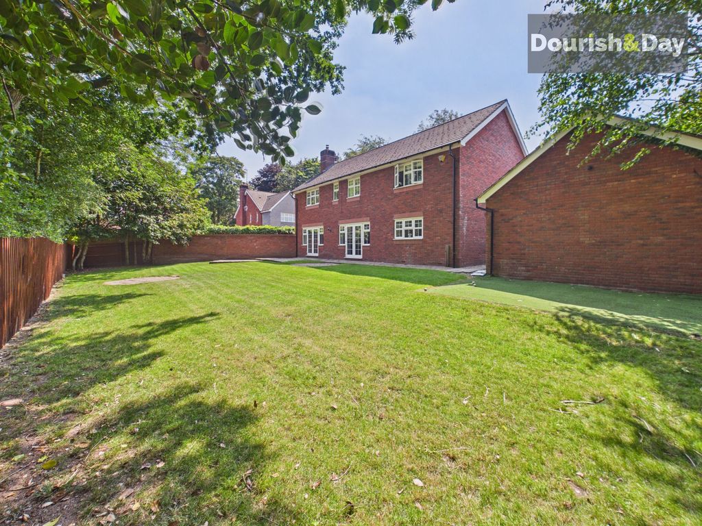 Property photo 3 of 39
