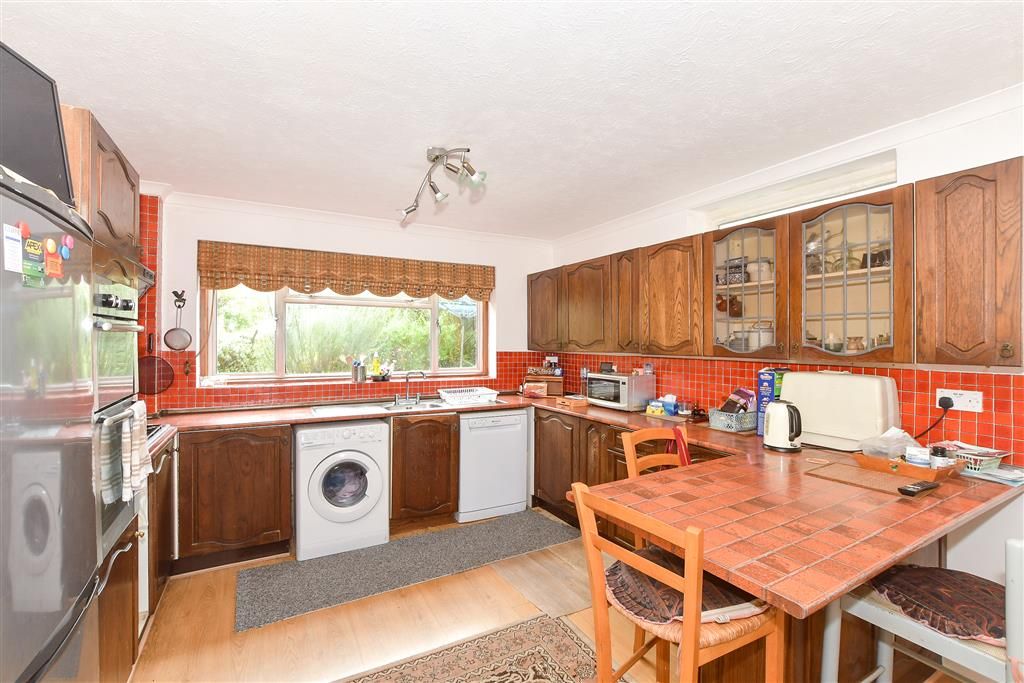 Property photo 3 of 13 Kitchen