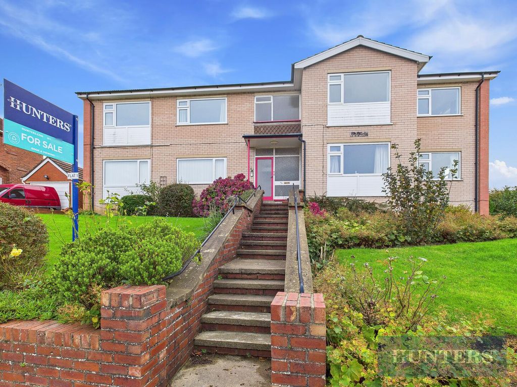 Property photo 1 of 16 Front (Exterior)