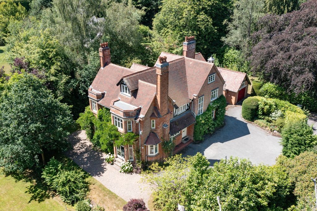 Property photo 1 of 29