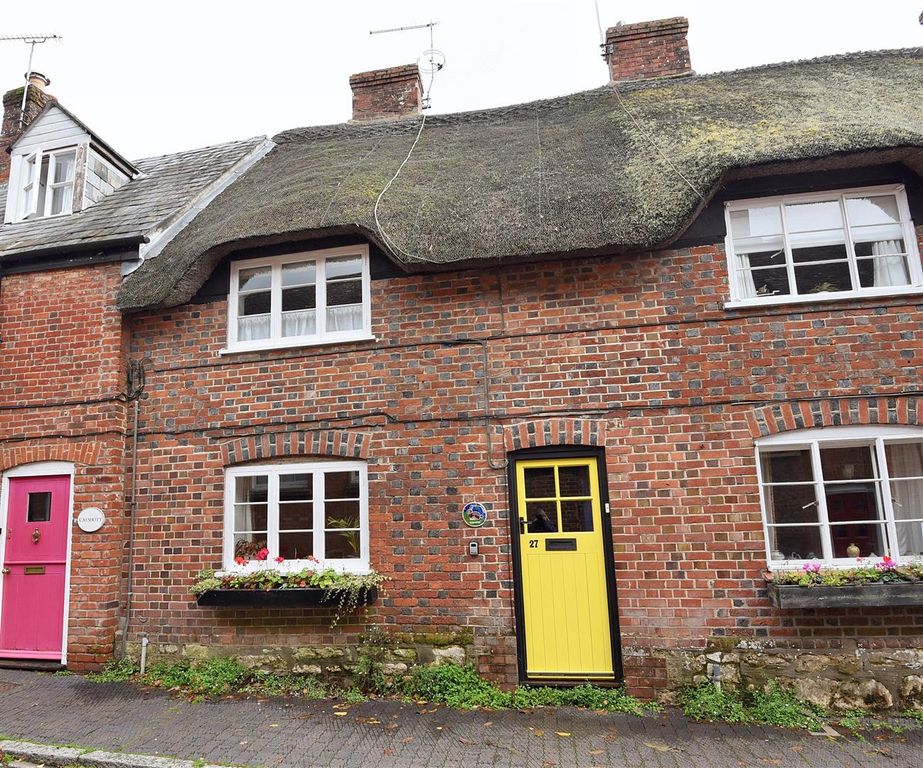 Property photo 1 of 12 Front