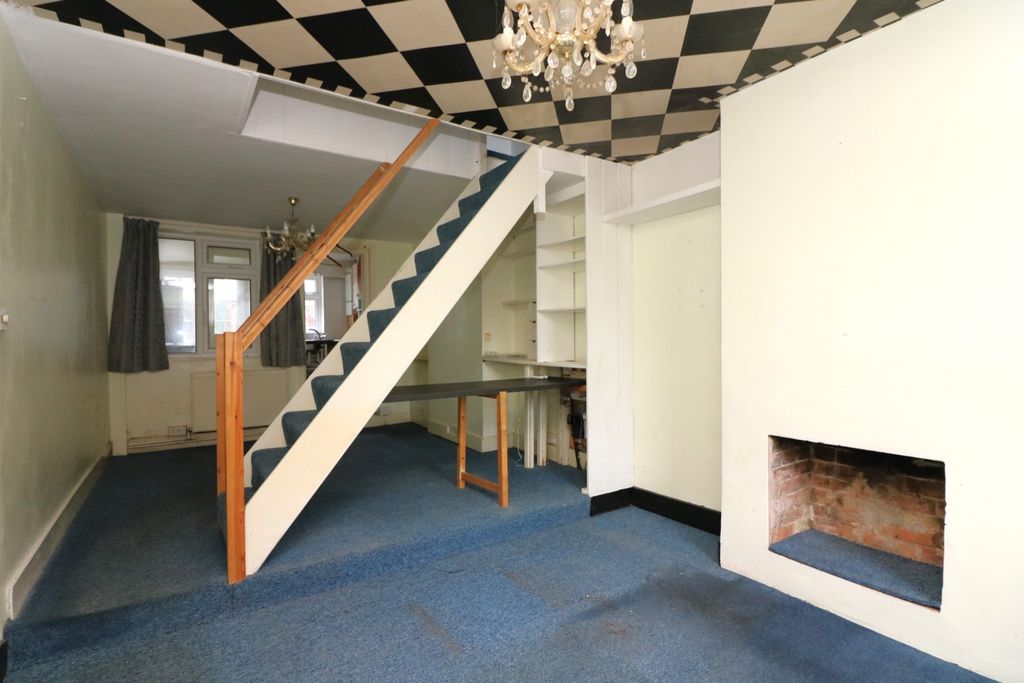 Property photo 3 of 16 Img_0137