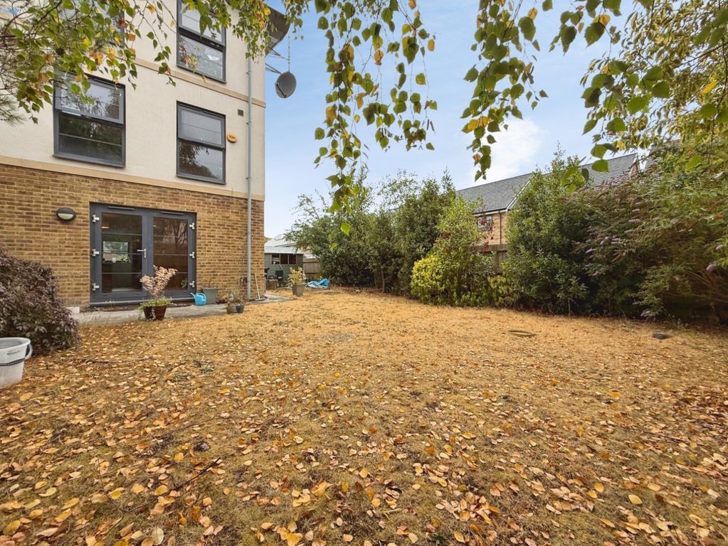 Property photo 1 of 11 Pbox-Img.Jpg