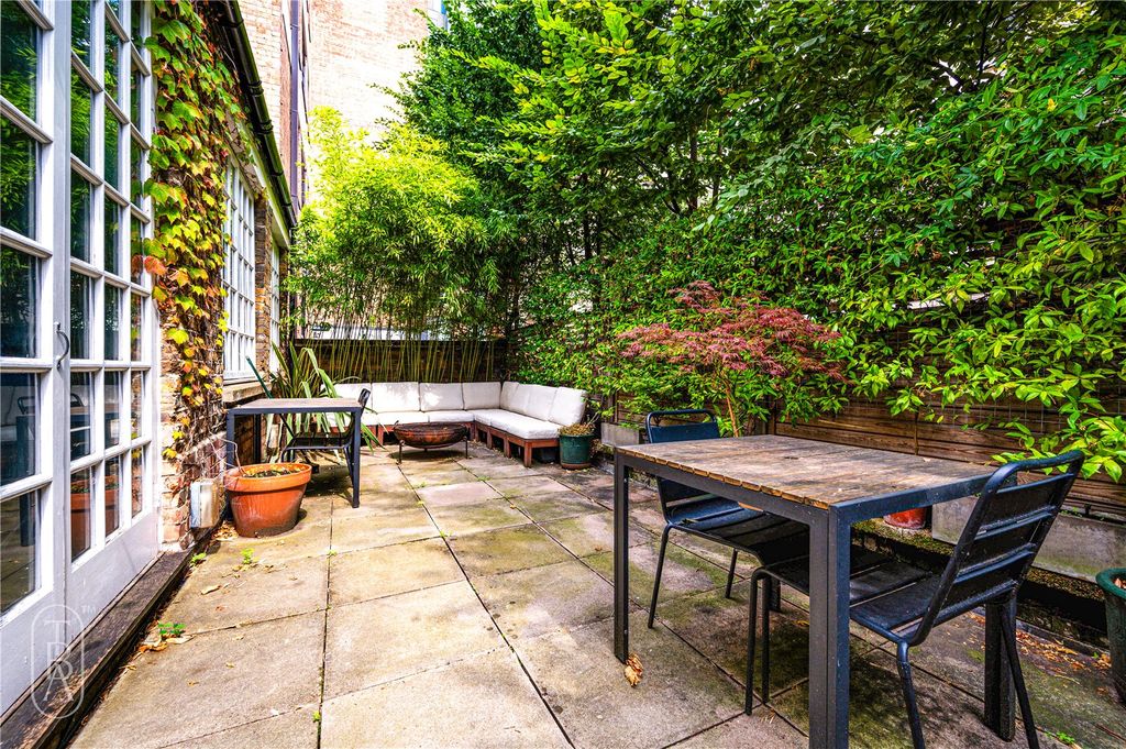 Property photo 2 of 12 Picture No. 01