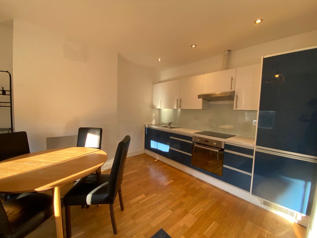 Property photo 3 of 8