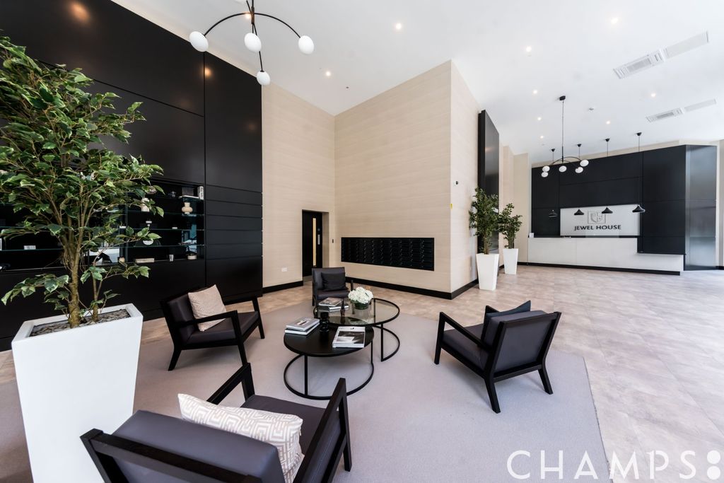 Property photo 2 of 3