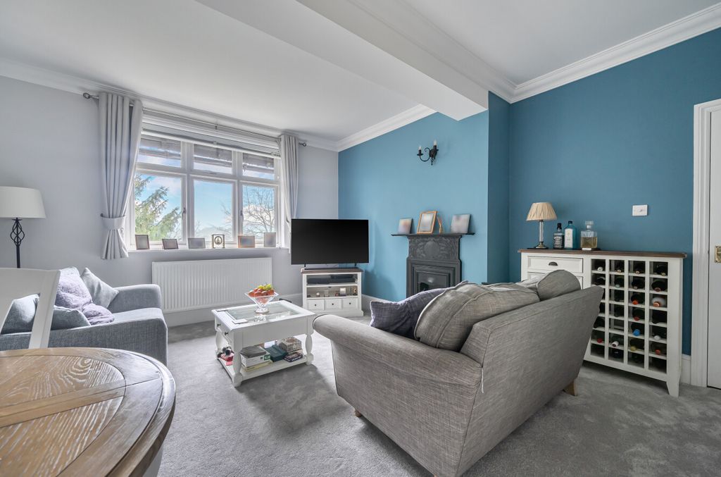 Property photo 2 of 22 1410438-13-698B56...