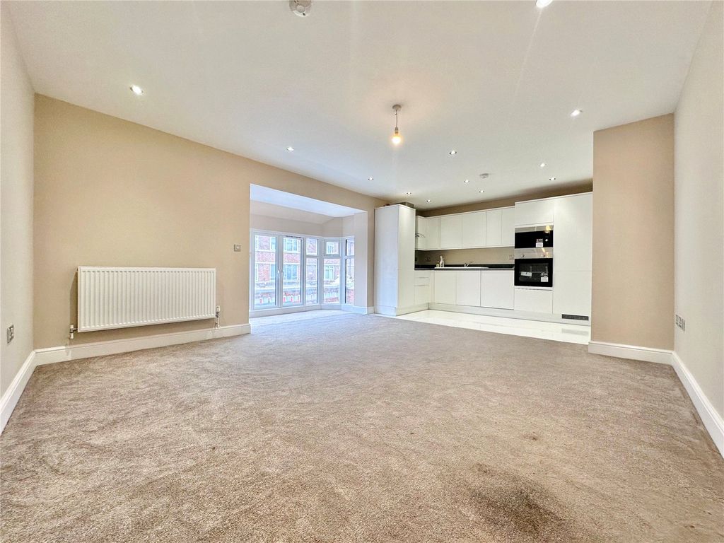 Property photo 2 of 9 Picture No. 07