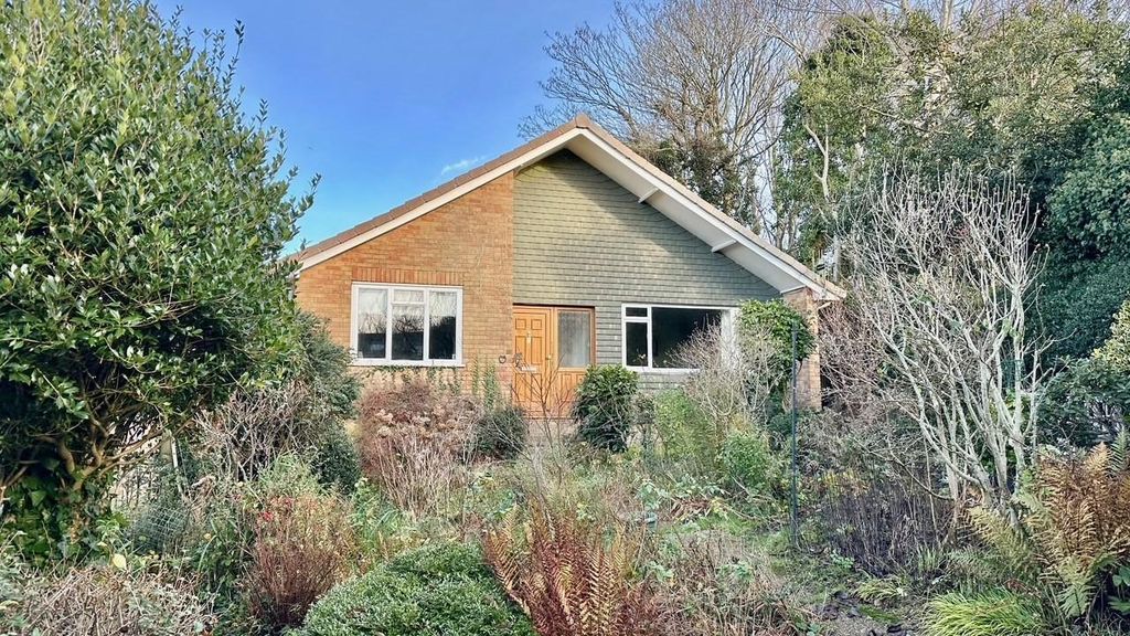 Property photo 1 of 19