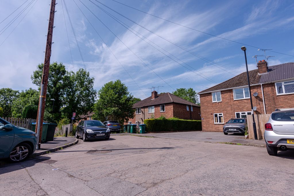 Property photo 1 of 26