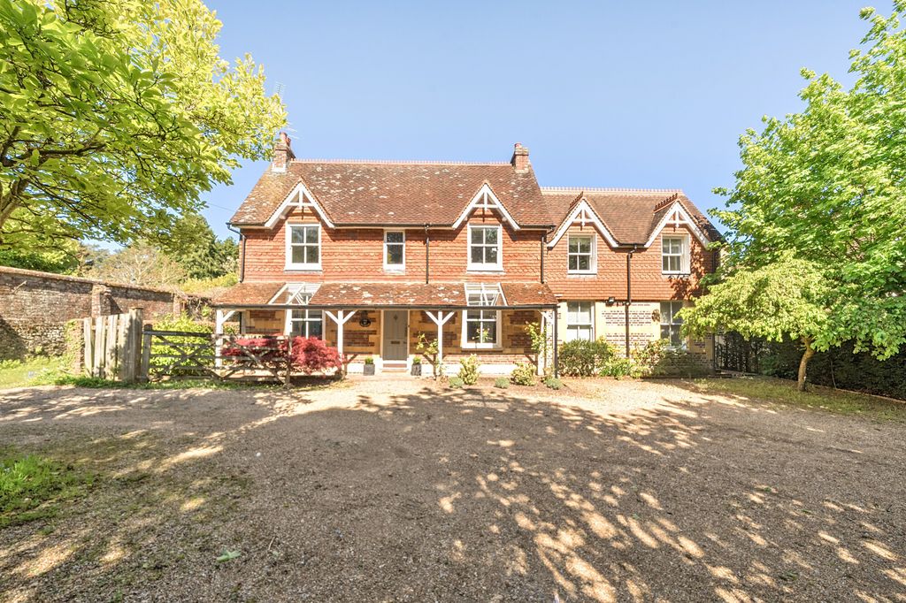 Property photo 1 of 16 1