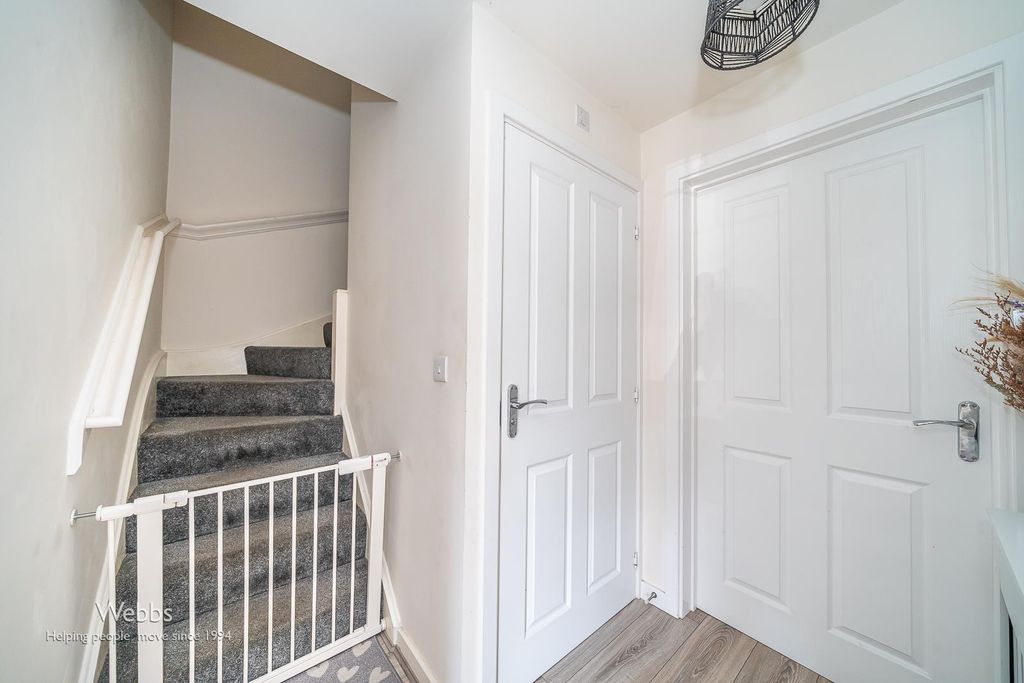 Property photo 3 of 21 Â© Webbs Estate Agents Â© (74 Of 93).Jpg