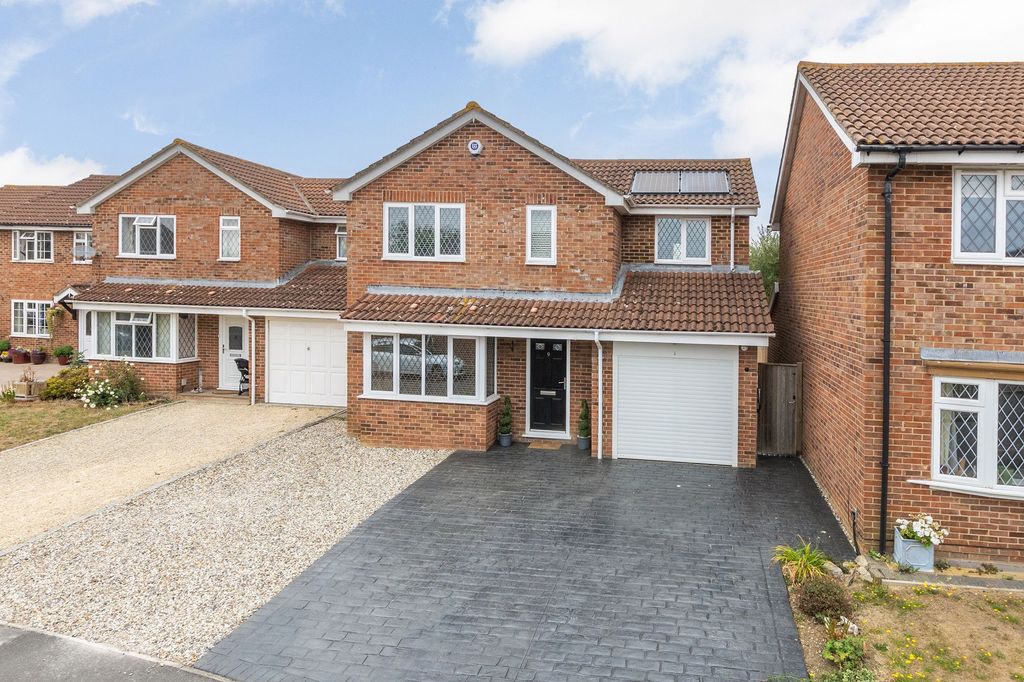 Property photo 1 of 24