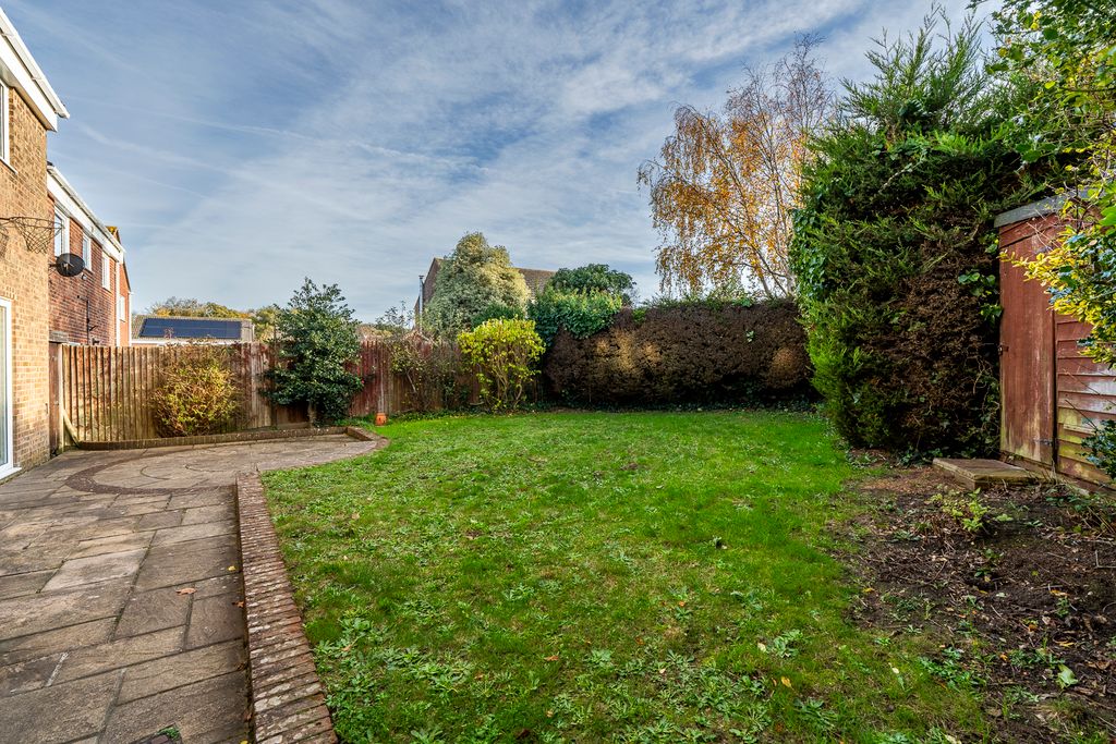Property photo 2 of 18