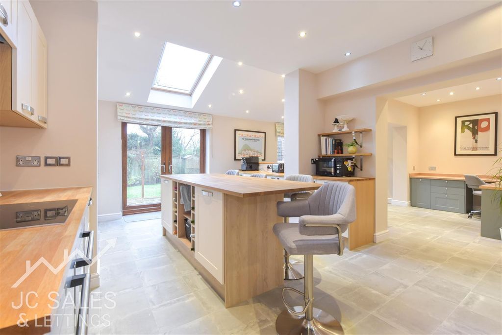 Property photo 2 of 24 Dsc_6448 - Copy.Jpg