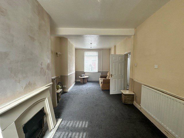 Property photo 3 of 11 Picture No. 01