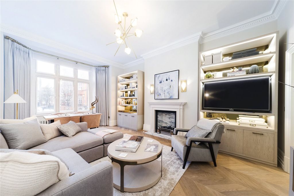 Property photo 3 of 9