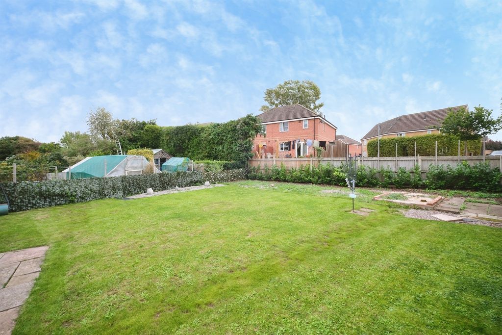 Property photo 3 of 15