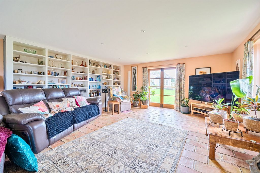 Property photo 3 of 25 Picture No. 03