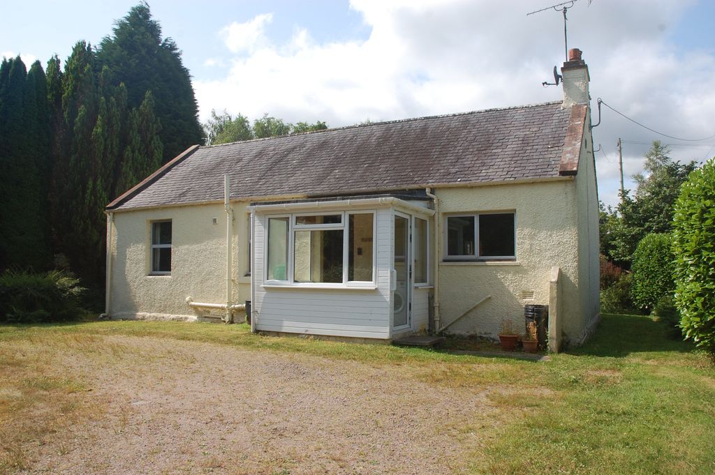 Property photo 1 of 21