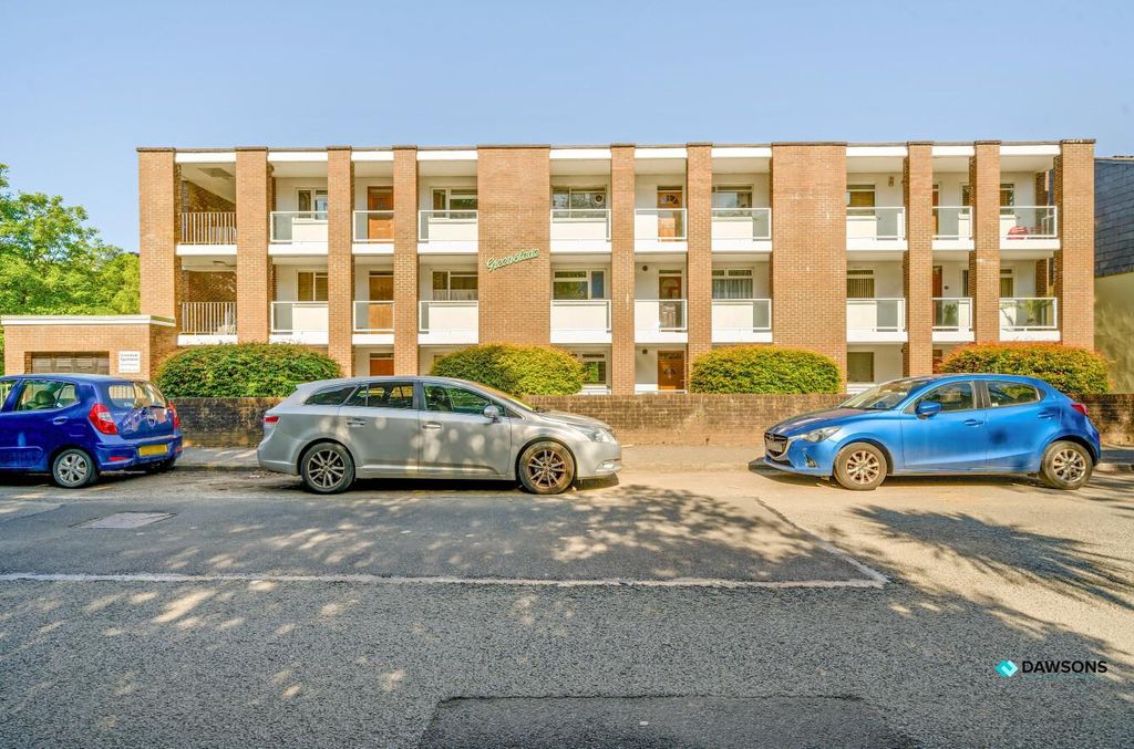 Property photo 1 of 25 d69ce20c-90B4-4E3c-Bad1-F58F730Ad674.Jpg
