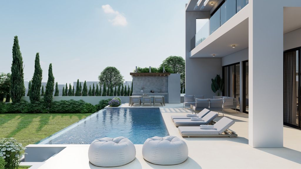 Property photo 2 of 43