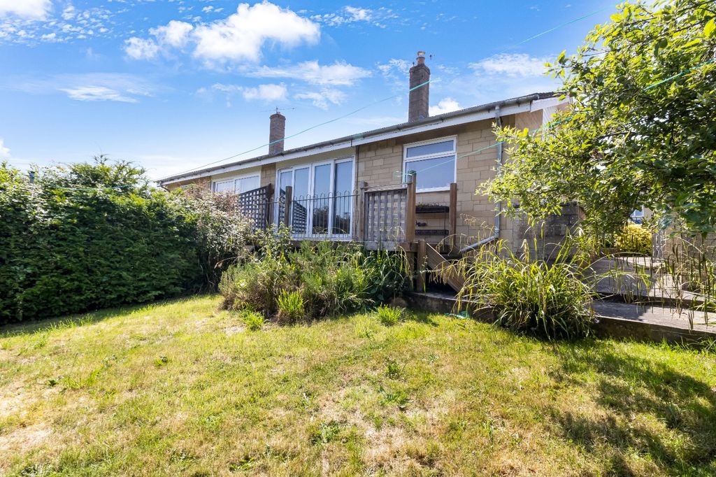 Property photo 3 of 16 Picture No. 16