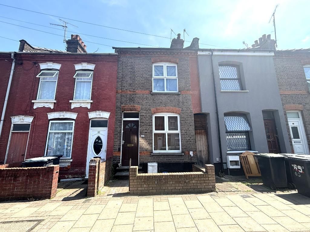 Property photo 1 of 7